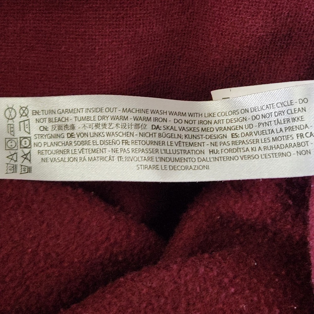 Ariat Diamond Hoodie Womens Medium Burgundy Aztec Graphic Pullover Sweatshirt - Picture 5 of 10